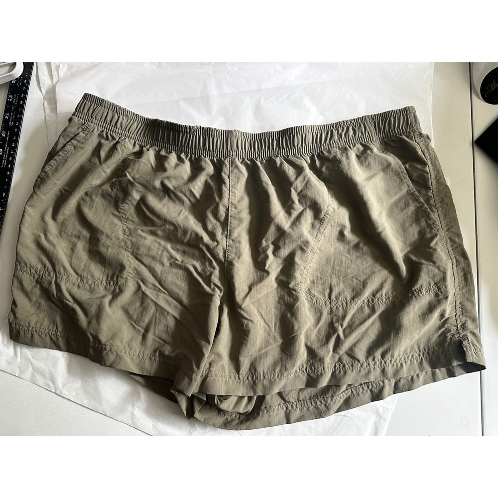 Columbia Sandy River Cargo Shorts Womens XL Sage Green Hiking Outdoor AL4573